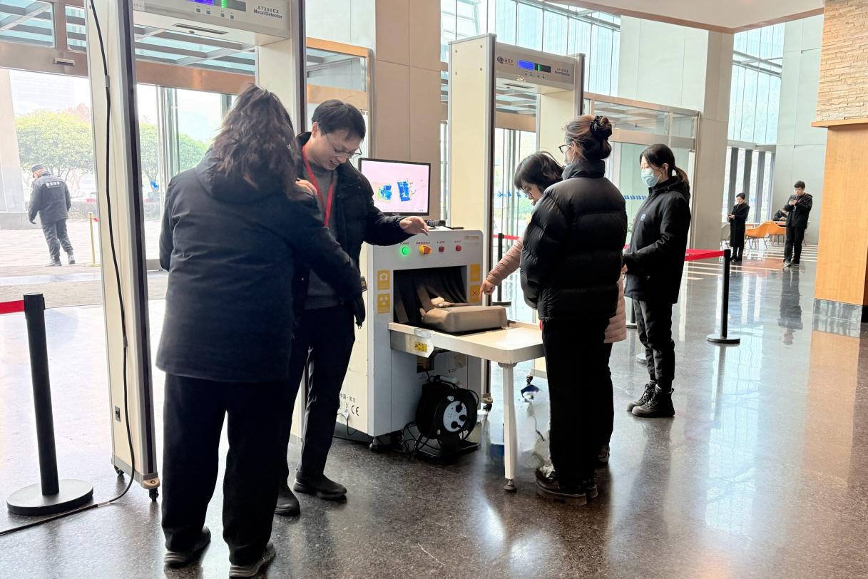 E:/25.12.10后 上傳網(wǎng)站留存/“安保鐵軍、硬核保障”2026系列報道一——科技引領未來，安全護航盛會/照片/5212ea35a8b77386cbea49d69a720cf7.jpg5212ea35a8b77386cbea49d69a720cf7